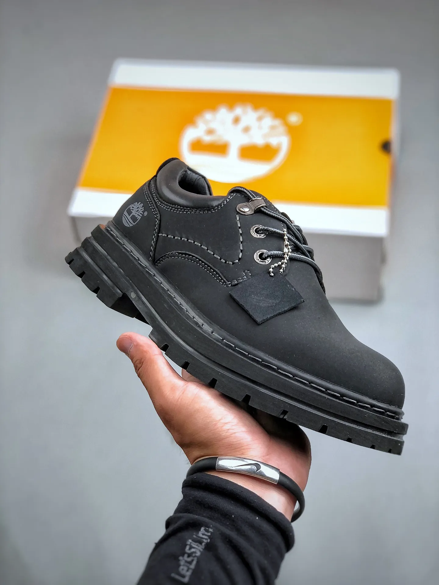 Local pick up 💰480 supports store Timberland/Timberland classic 25ss new low-top classic re-engineered brand new upgrade Guangdong factory quality original box original packaging The fabric is made of Italian 🇮🇹 top-grade frosted cowhide with anti-odor and anti-corrosion genuine leather latex insoles to give you a perfect wearing experience quality and durable, a must-have for sportsmen Specially designed to treat those who are not handsome High-quality feet feel first-class Exclusive supply Size: 39 40 41 42 43 44 One size larger